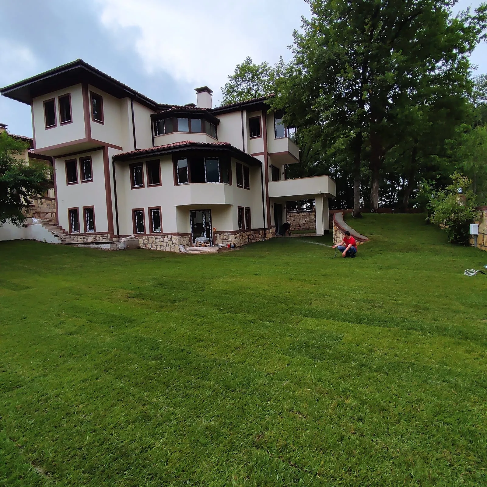 Villa Cephe ve Bahçe Yenilemesi