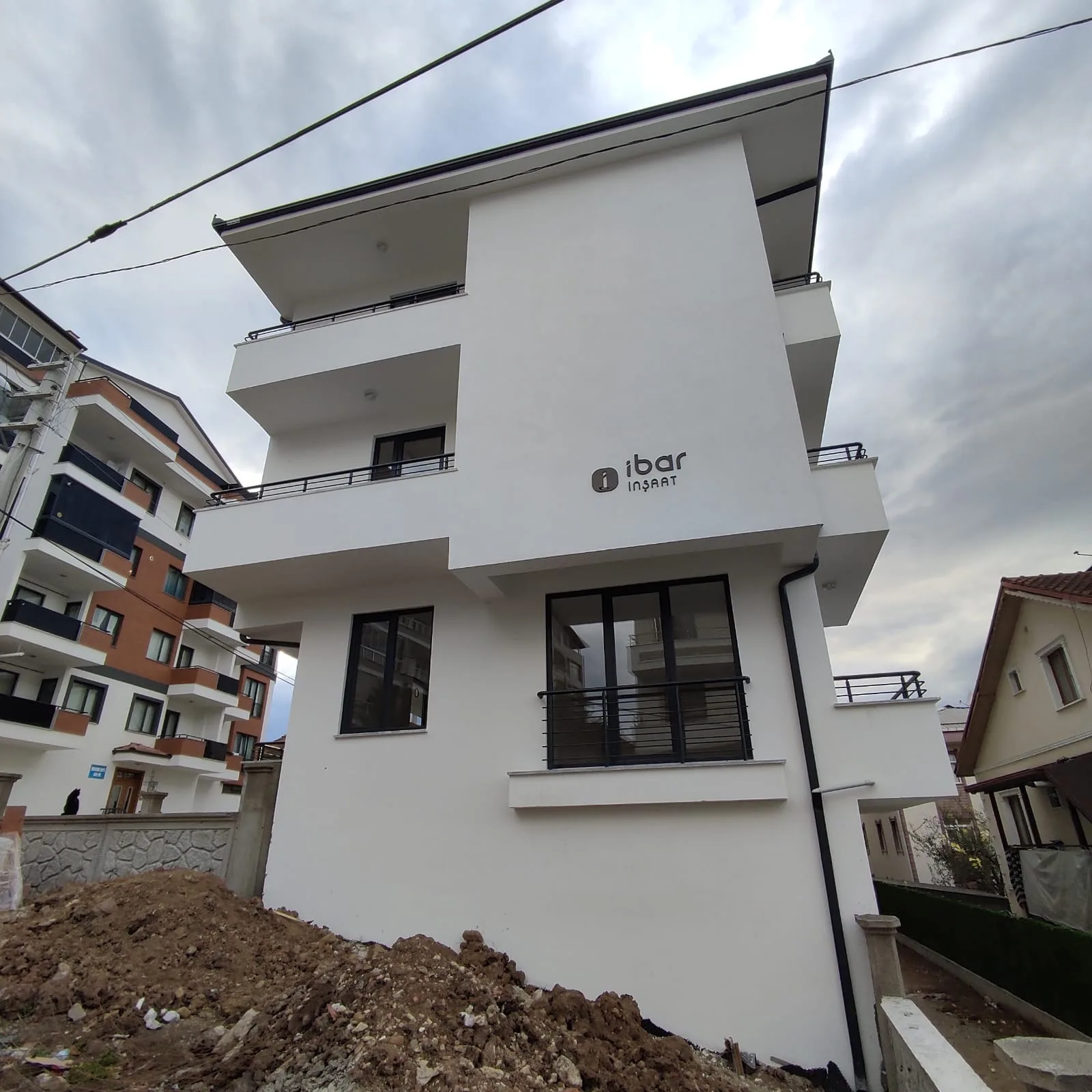 Pınar Caddesi Konut İnşaatı