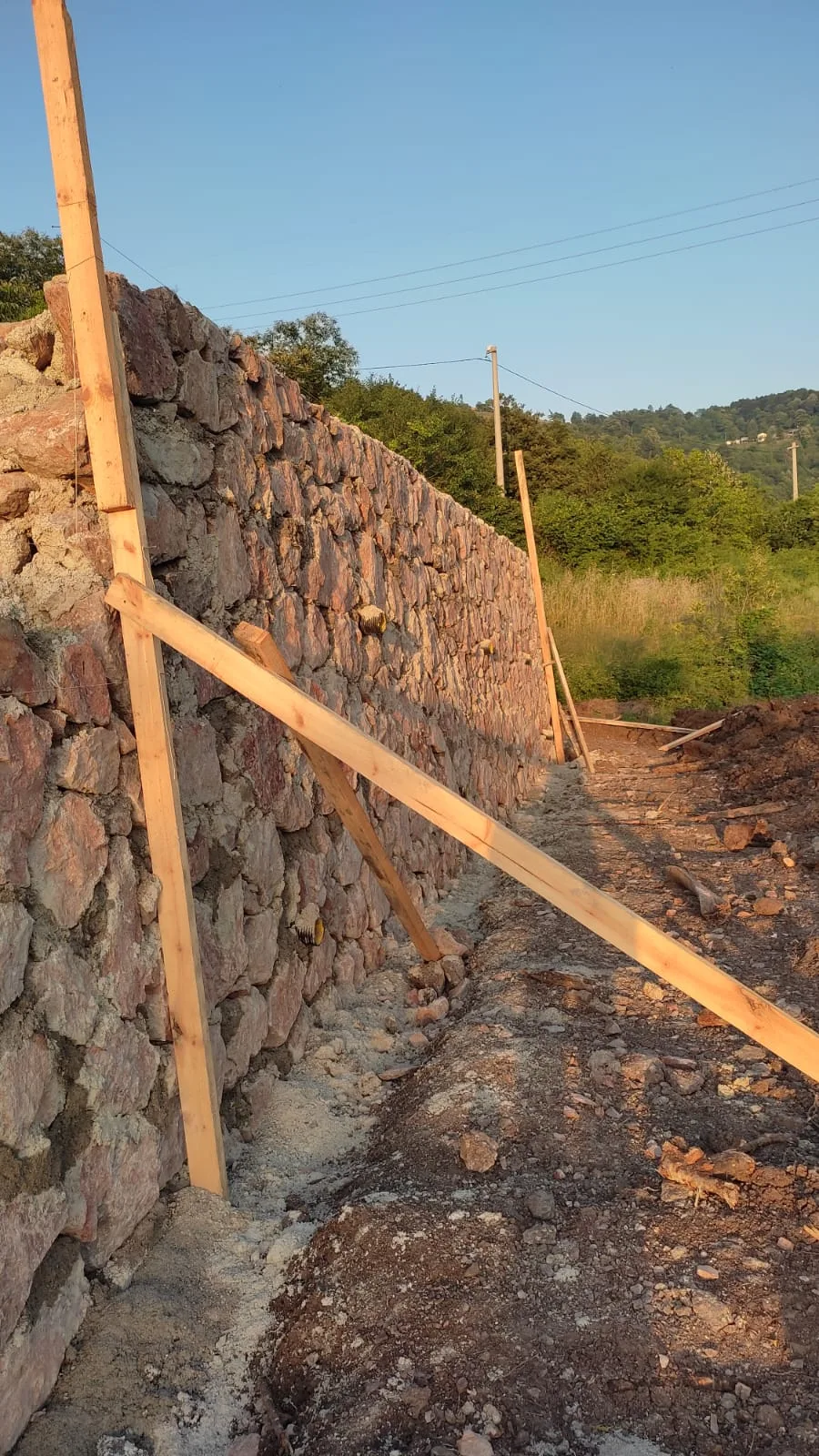 Taş Örgü İstinat Duvarı Yapımı